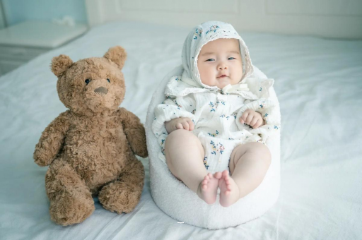 代怀生子好找吗宝宝肚子疼怎么回事